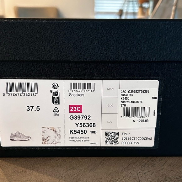 CHANEL SNEAKERS - Picture 9 of 9